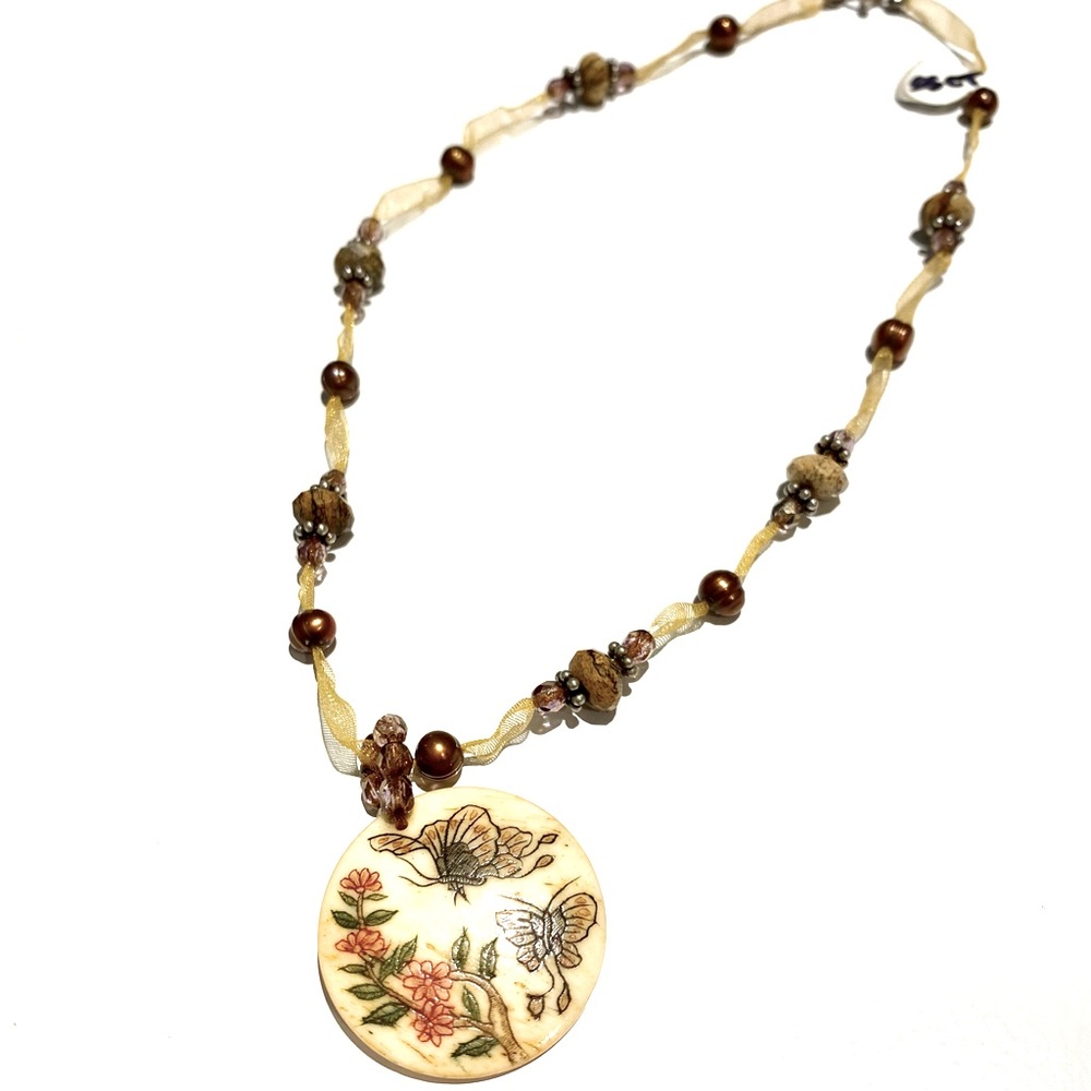 Ribbon tin cup necklace